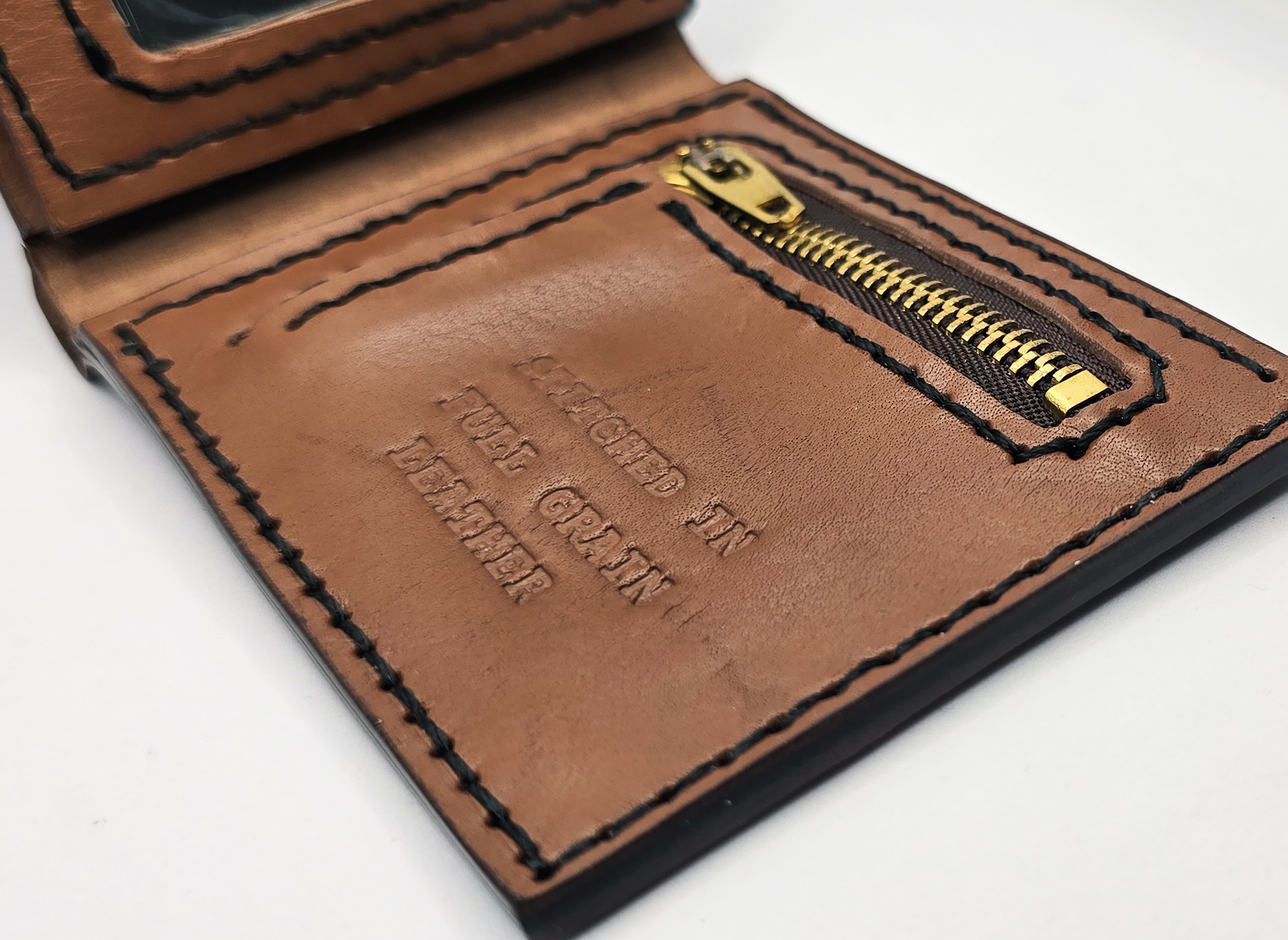 Standard Issue 6 Bi-fold - Image 2